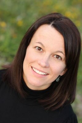 Interview with Ally Condie!