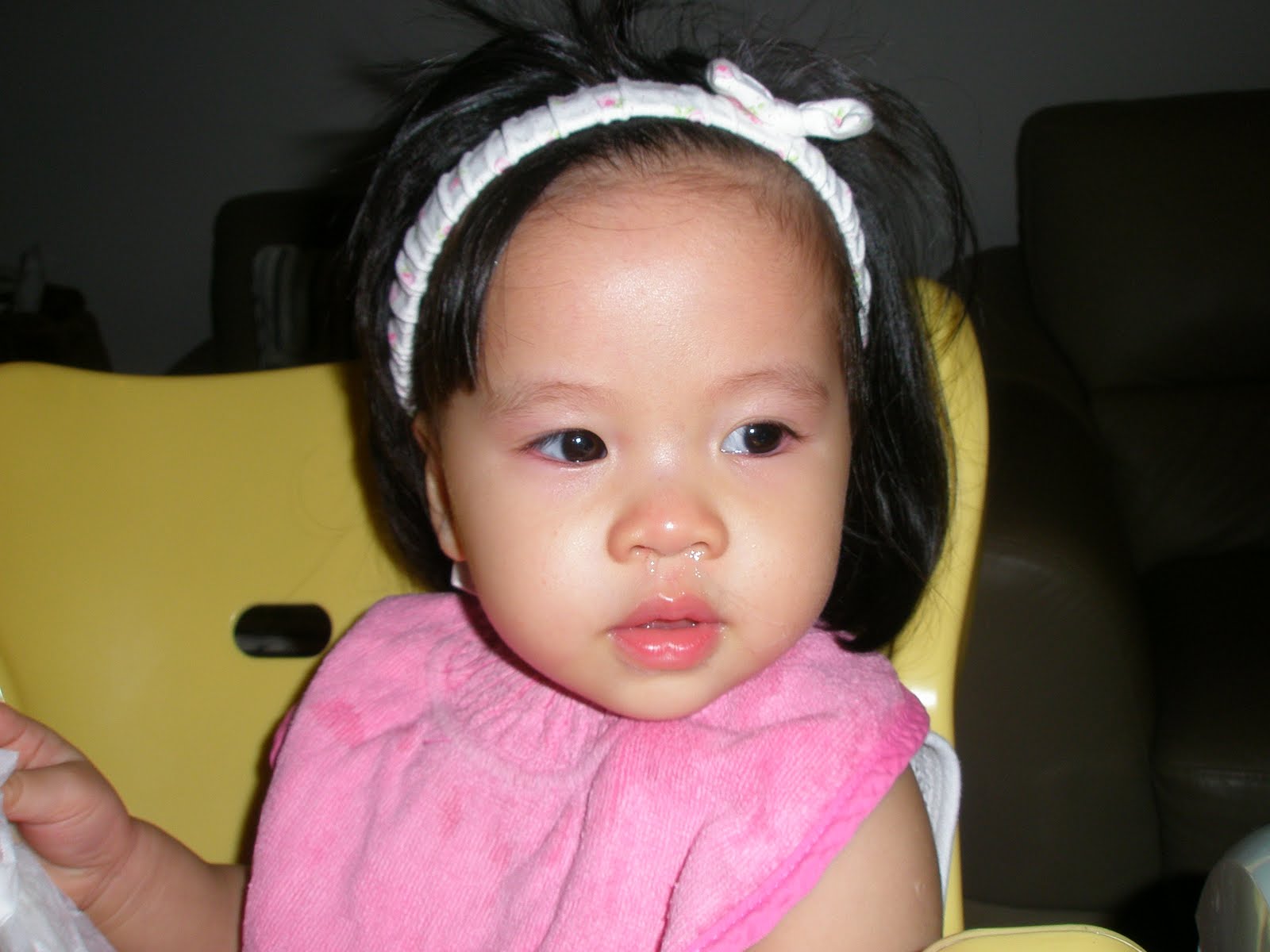 [Sick+Cass,+Sher+under+bed+024.jpg]