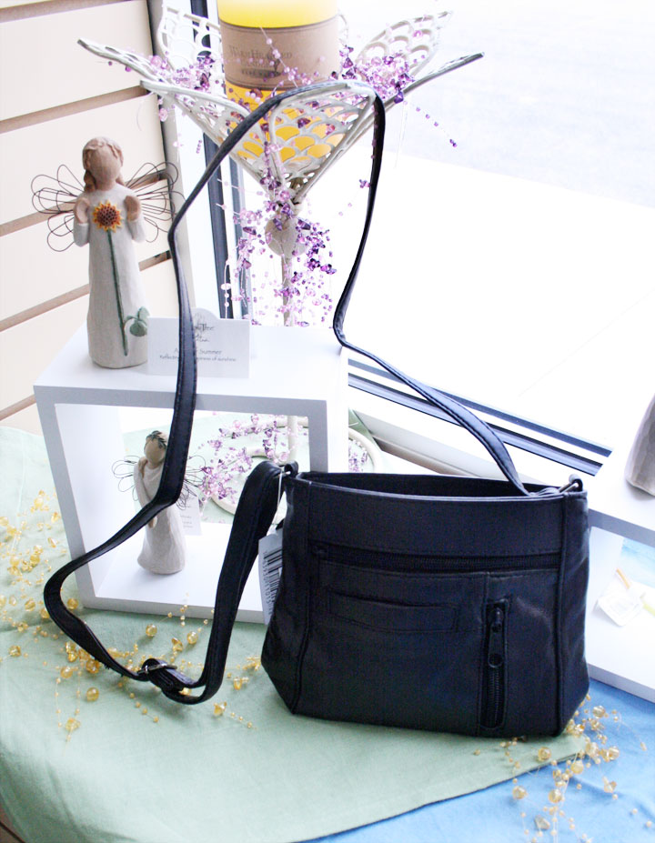[leather-purse.jpg]