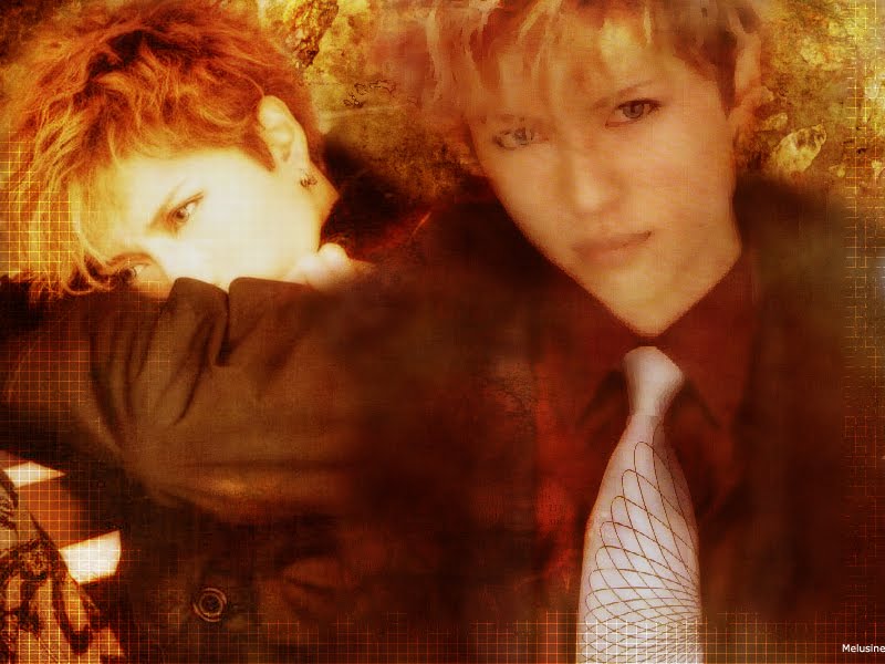 [wall_gackt201.jpg]