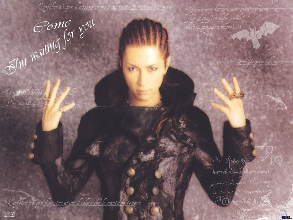 [wall_gackt_028.jpg]
