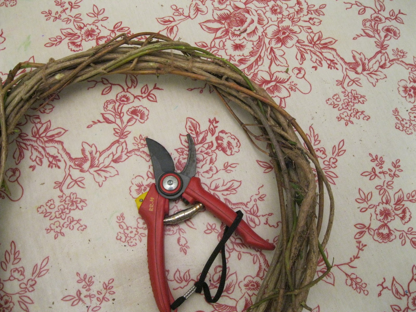 Modern Country Style Wreath Week Make Your Own Wreath Base