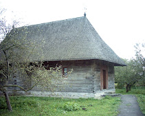 Biserica de lemn din satul Banesti comuna Fantanele judet Suceava