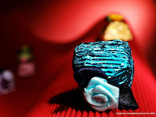 Leonidas: waffles, hot chocolate and chocolates Chocolate Paradise - The Online Chocolate Store: Valentine Chocolates
