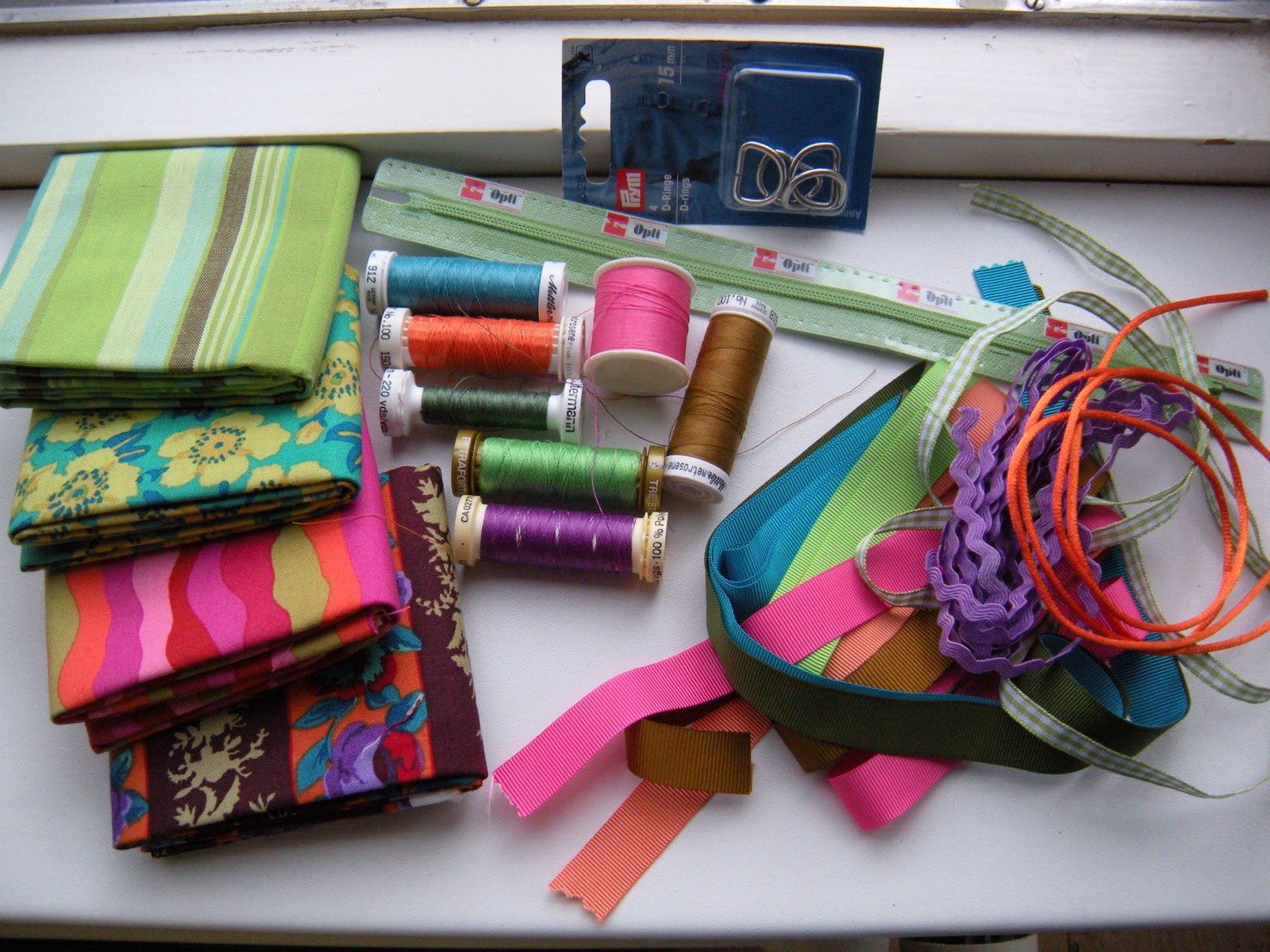 Quilts and Boxes First Aid Sewing Kit