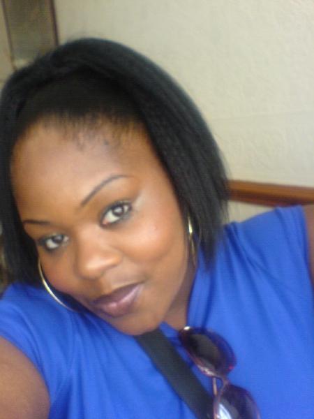 welcome to my page i simone happy reading feel free to share your veiws and comments on my bloggs!!