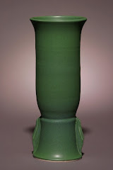 Green-Pedestal-Vase