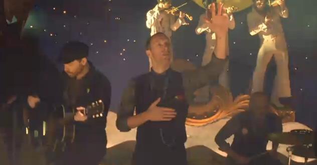 Coldplay "Christmas Lights" Music Video ~ Mind Relaxing Ideas