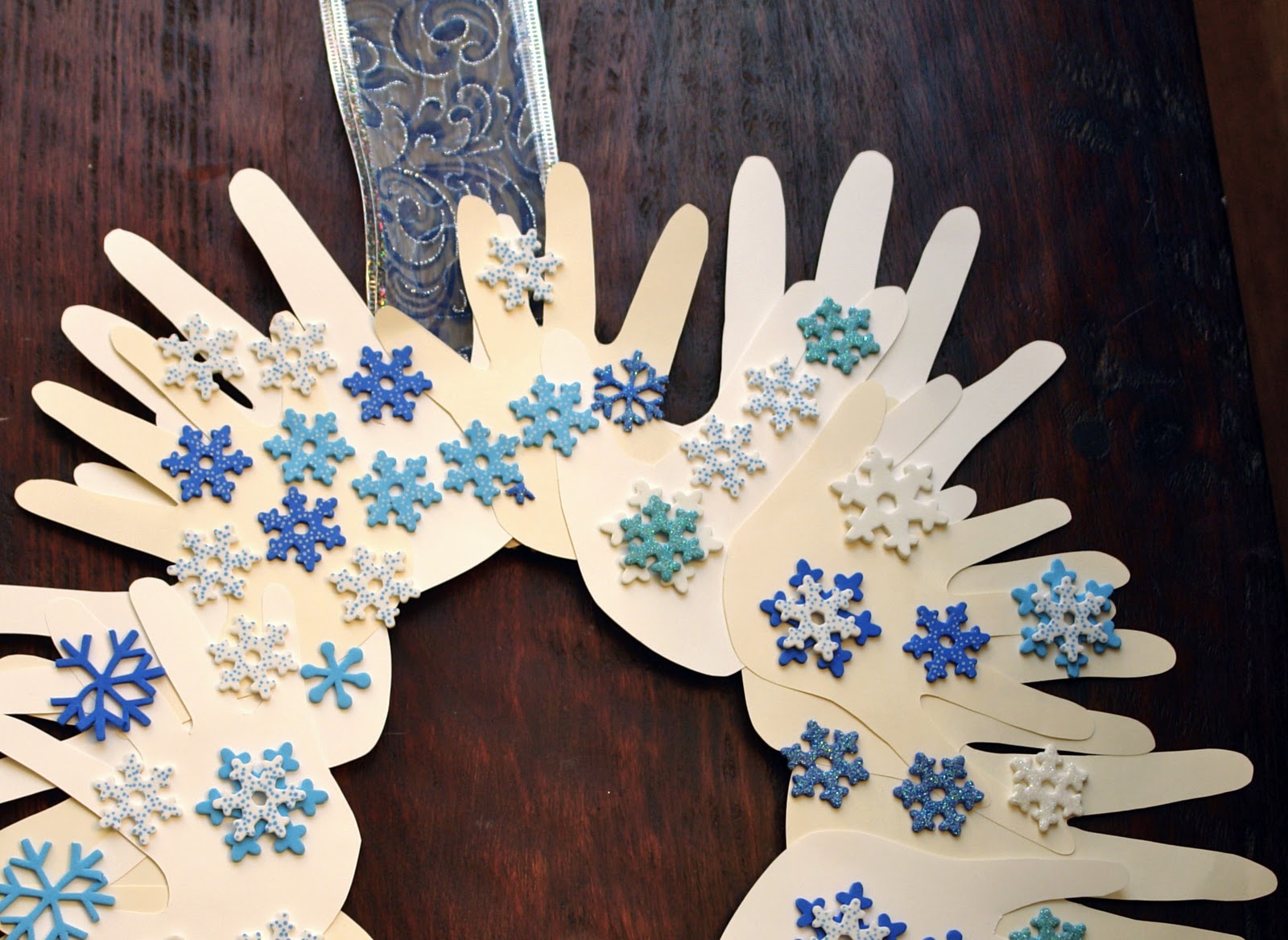 booturtle's show and tell: Handprint Wreath
