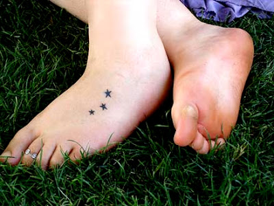 shooting stars tattoo. Tag : shooting star ankle