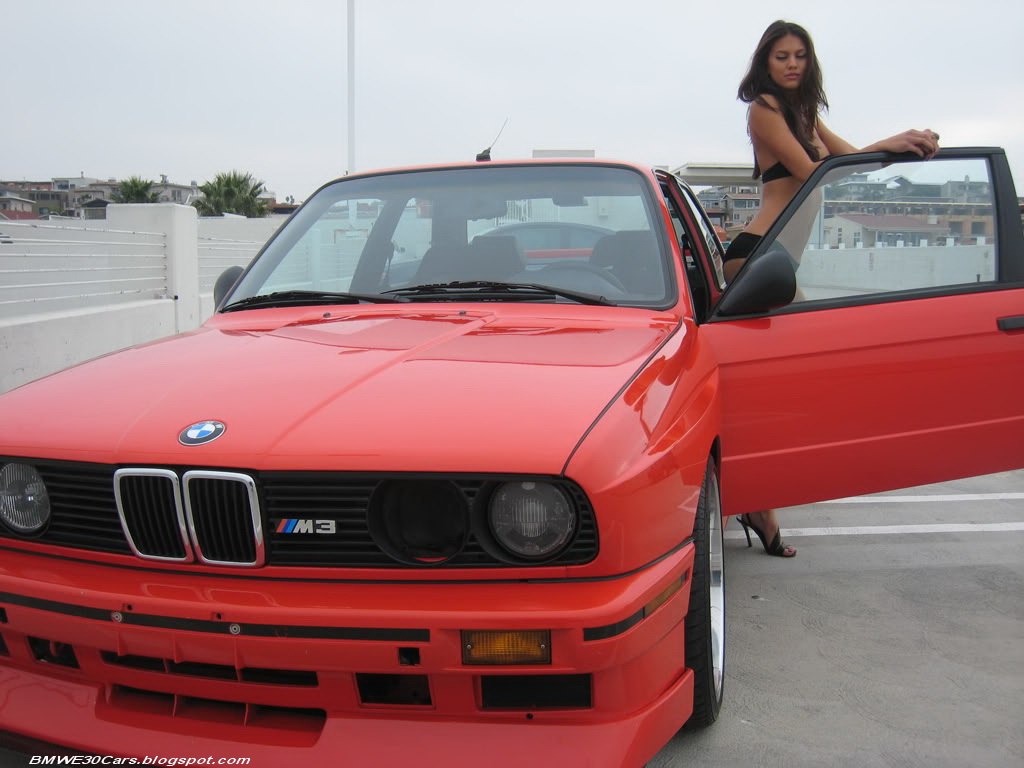 BMW-E30-M3-HOT-GIRL+%283%29.jpg