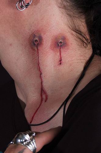 girls tattoos on neck. Sexiest Tattoos for Men and