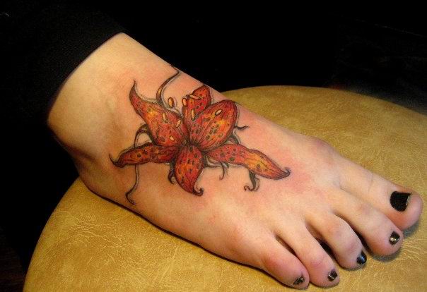 [flower+Foot+Tattoo+Designs.jpg]