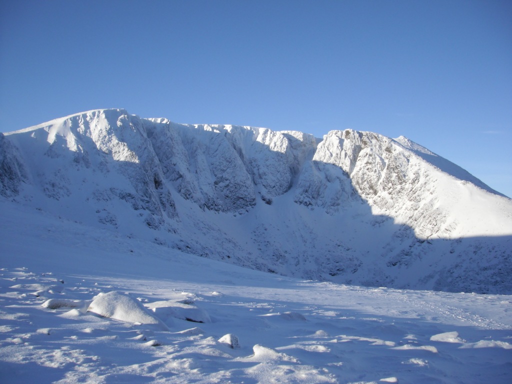 Winter and Rock Climbing Conditions 270111, Lochnagar, Cairngorms