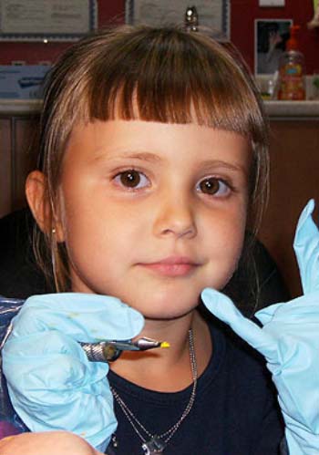 She chose the design herself because 'Bumble Bee' is her dad's nickname for 