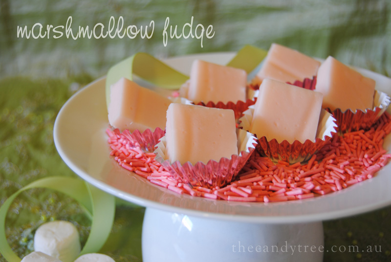 Sweet Little Parties {recipe} marshmallow fudge