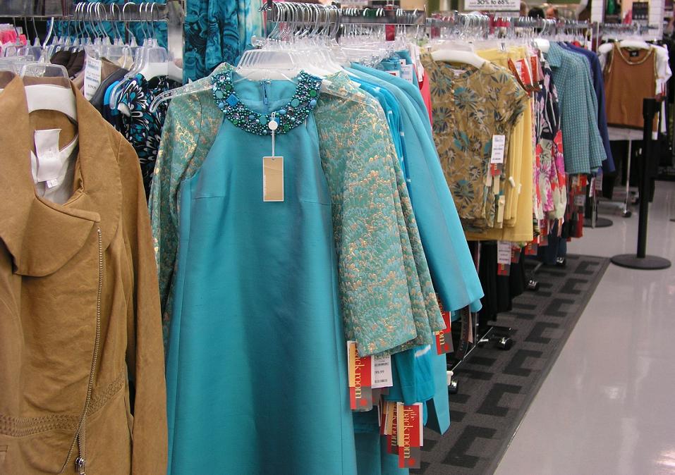 [loehmanns+racks.JPG]