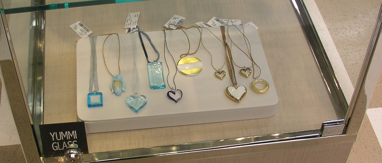 [yumi+at+loehmanns.JPG]