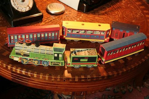Antique+Papercraft+Train.jpg