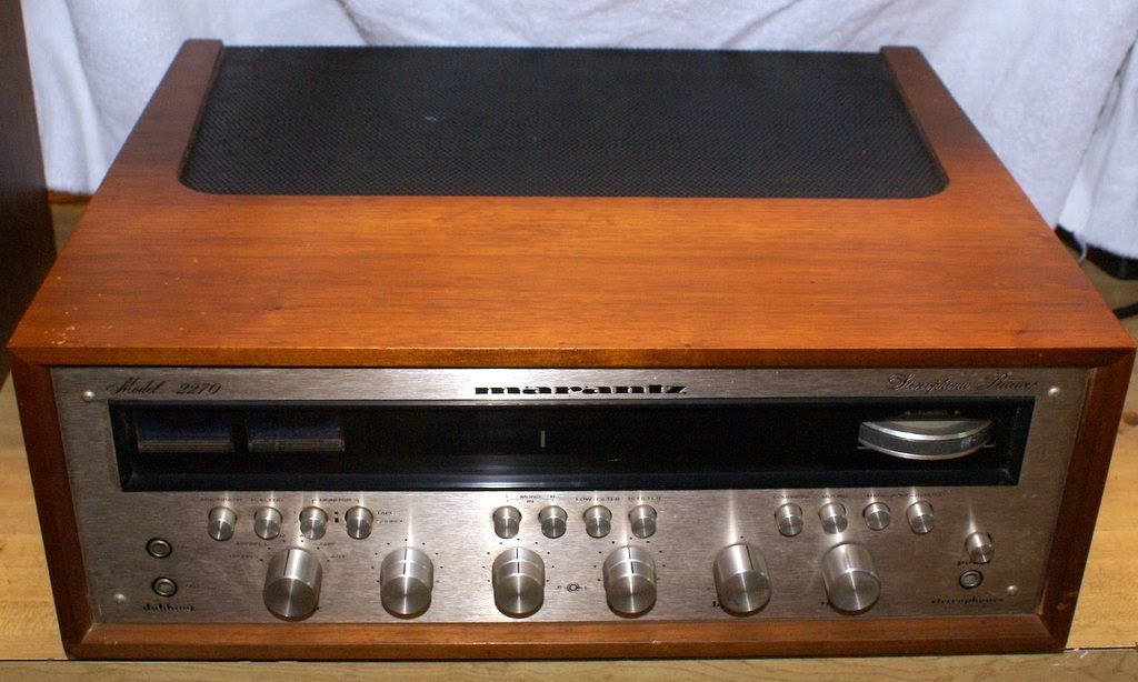 HiFi Collector: Receivers - Marantz 2270