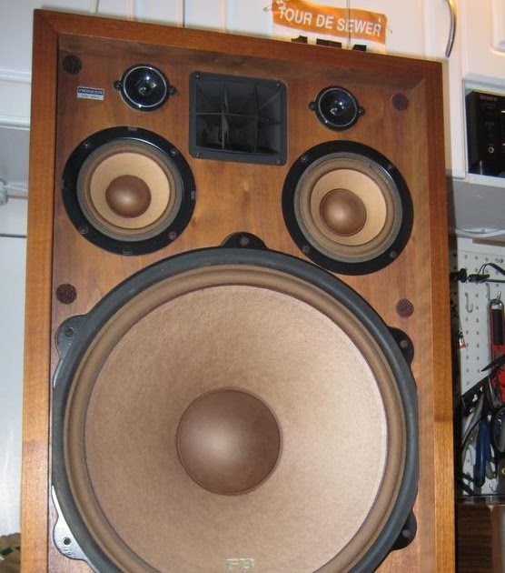 HiFi Collector Speakers Pioneer CS99A