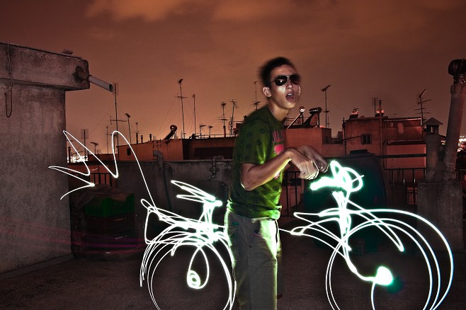 [889625_90110_66992309f4_p.jpg]