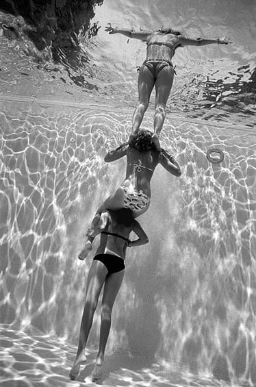 [09_Acrobats+for+web_750.jpg]