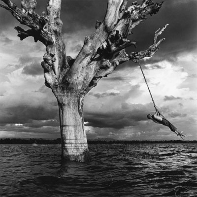 [10.07Pendulum,-Burma-2007.jpg]