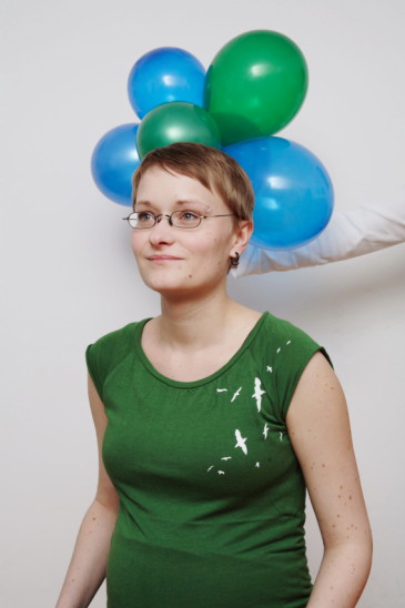 [02_Anna_Balloon.JPG]