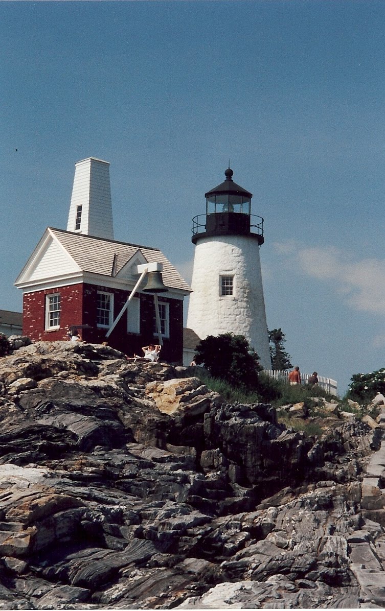 [lighthouse+owlshead+2.jpg]