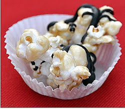 Toffee Teasers Chocolate Drizzled Popcorn