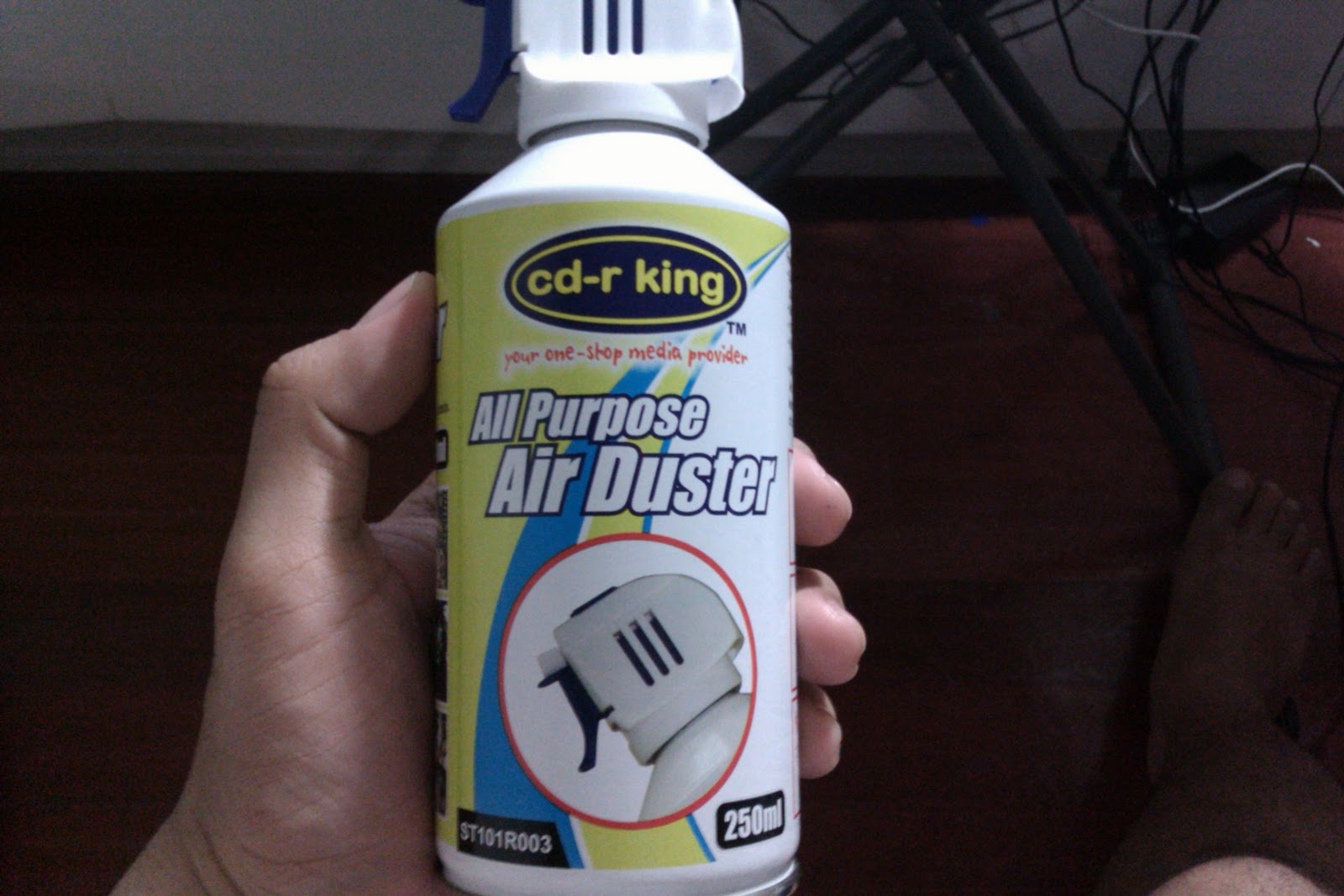 Techstudyante The Pinoy Student Tech Guide cheap gadget/PC cleaning stuff