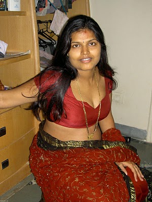 [78+hot+sexy+mallu+auntiy.jpg]