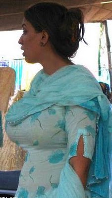 [79+hot+sexy+mallu+auntiy.jpg]