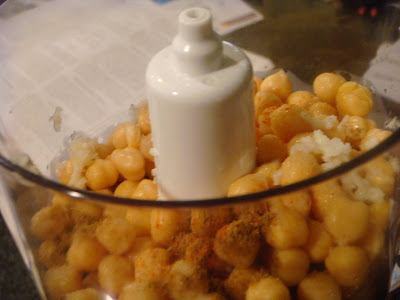 chickpeas in food processor