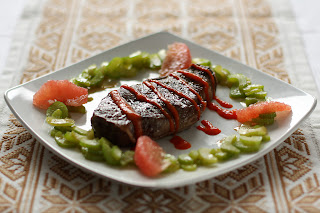 marhasteak marha steak marhahátszín paprika coulis paprikamártás koriander kardamom grépfrút karamell angolzeller