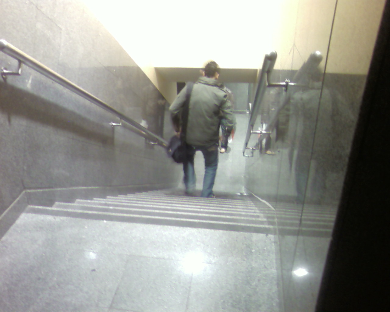 [Escadas-Colombo.jpg]