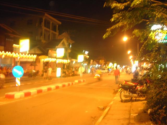 [PICT3686+(Small).JPG]