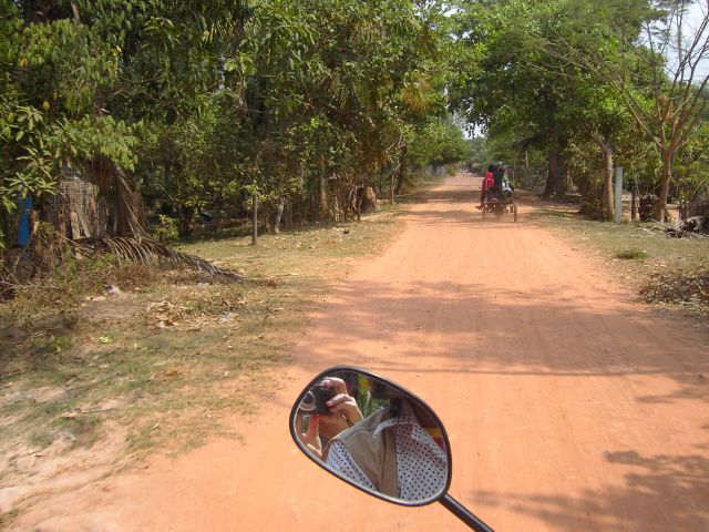 [ICT1676.JPG]