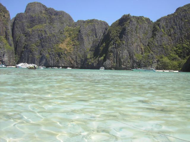 [PICT2980.JPG]