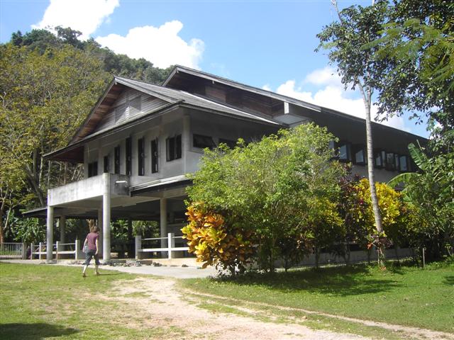 [PICT1467+(Small).JPG]