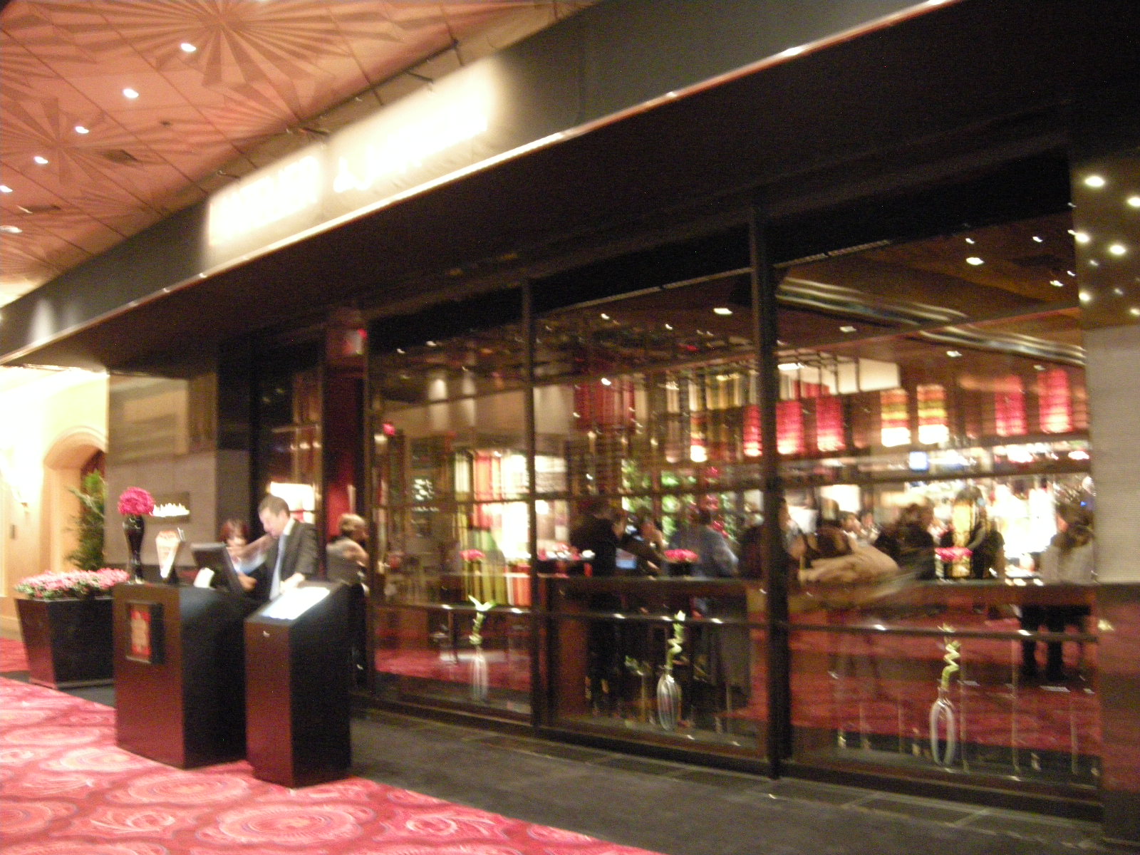 [DSCN3670.JPG]