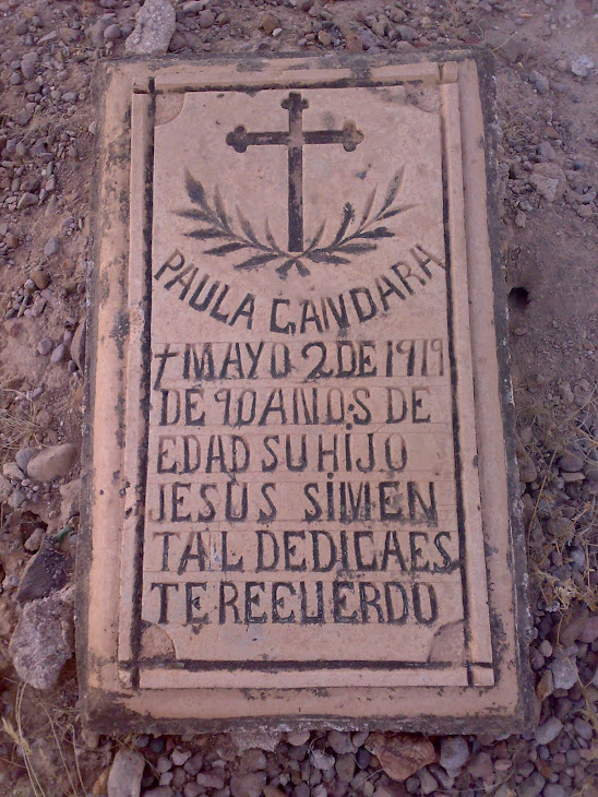 otra tumba antigua