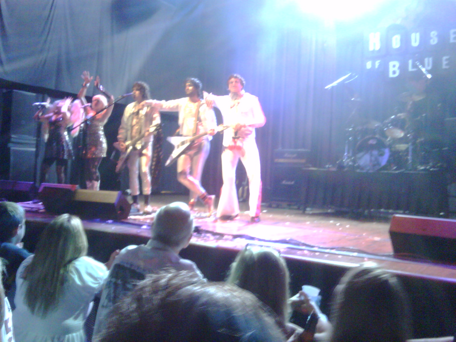 [IMG00127-20090815-2051.jpg]