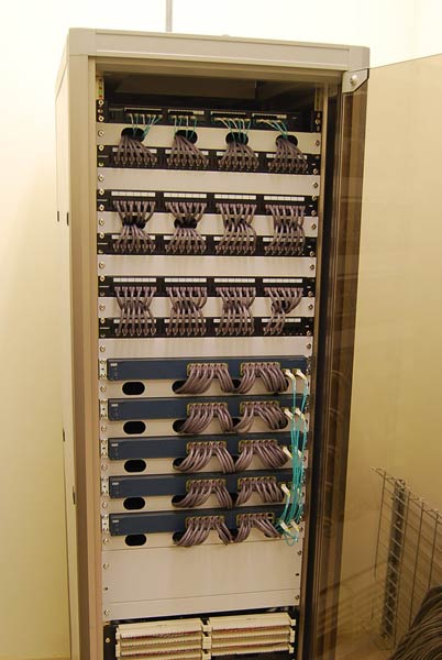 [cable-management-2.jpg]