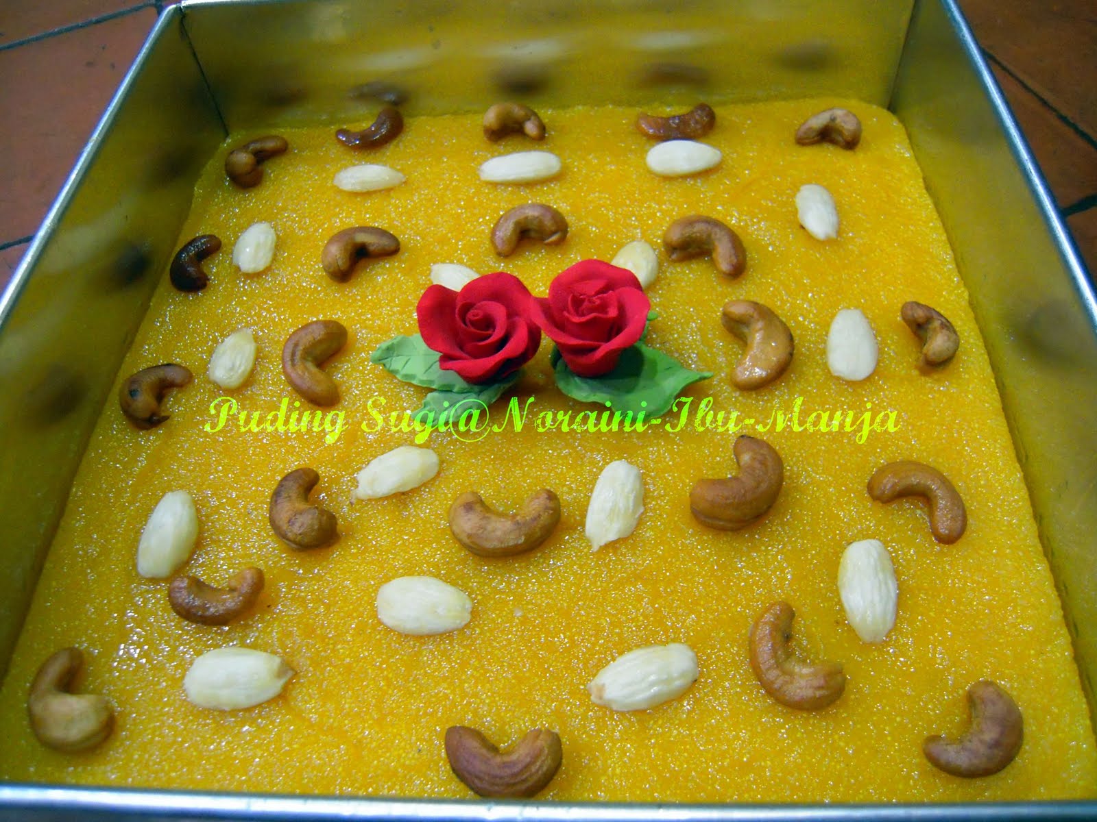 Sajian Bersama Ibu Manja Puding Suji