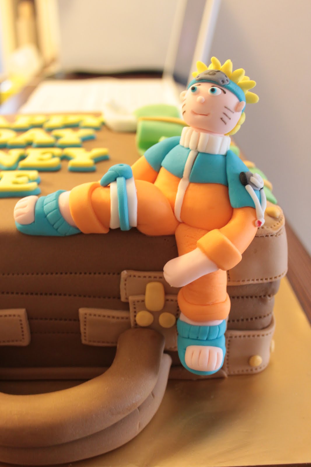 CoMeLiCiOuS: Naruto Cake