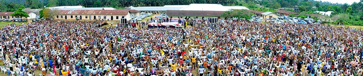 [Ikot+Ekpenne+Fire+Conference+Nov+8+2008.jpg]