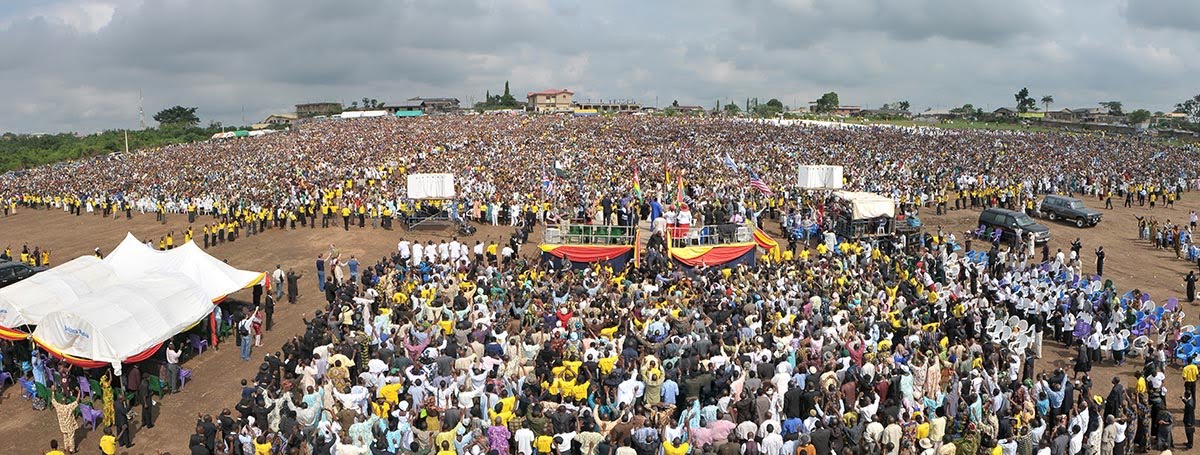 [Ibadan-Fire-Fall-Pano.jpg]