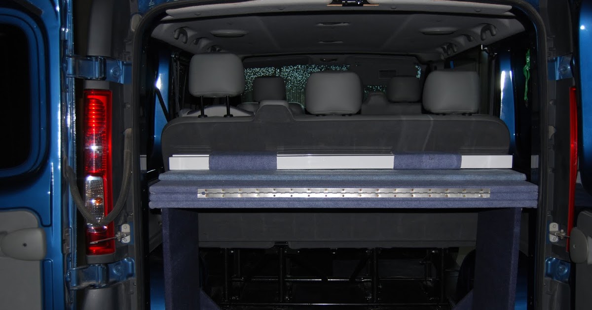 VIAJA CON FURGO: Mueble cama de la furgoneta.